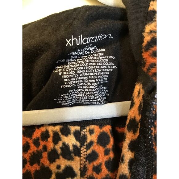 Xhilaration leopard print plush hooded onesie Sz.XXL Warm, Comfy, Footie Pajamas - Picture 7 of 9